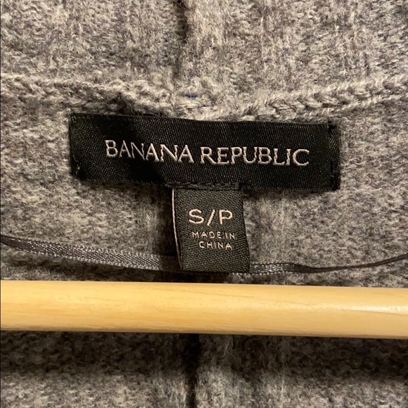 Banana Republic Merino Wool Cardigan Grey - Picture 5 of 10